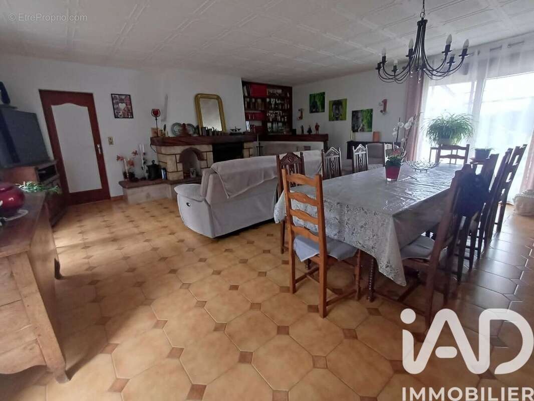 Photo 9 - Maison à CHAUMESNIL