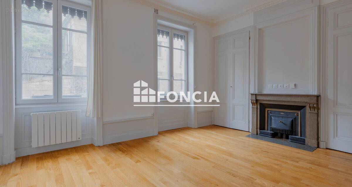 Appartement à LYON-1E