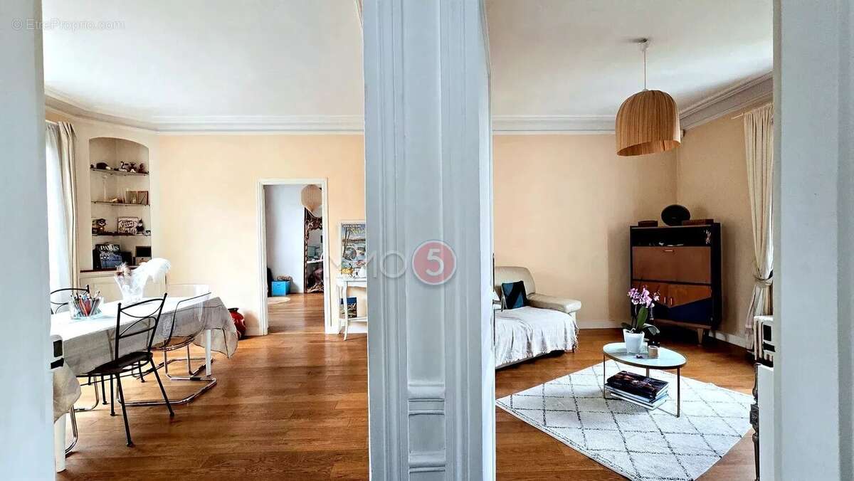 Maison 160 m² à Le Raincy  - photo 7