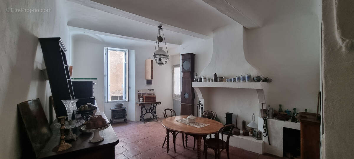 Maison à LAROQUE