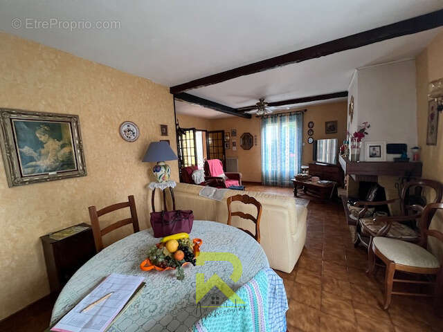 Maison à FLORENSAC