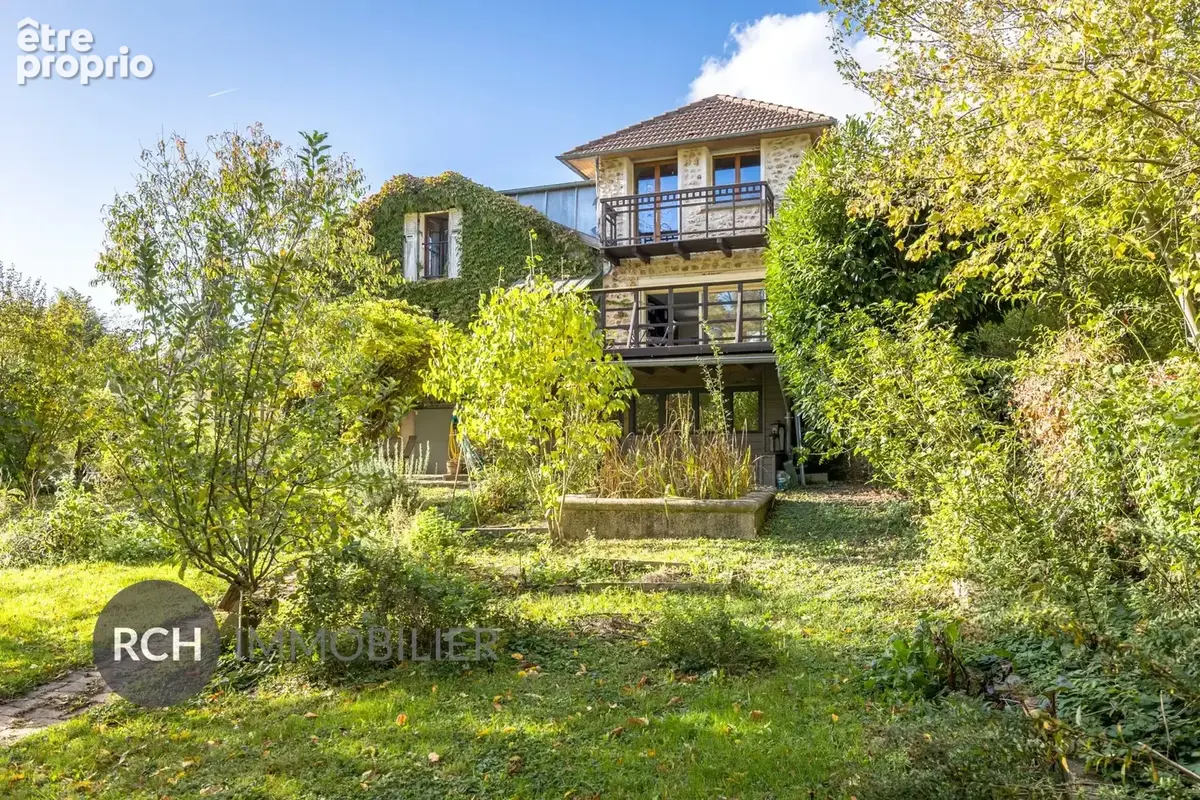 Neauphle-le-Vieux - Charmante maison en pierre dans un écrin de tranquillité - photo 3
