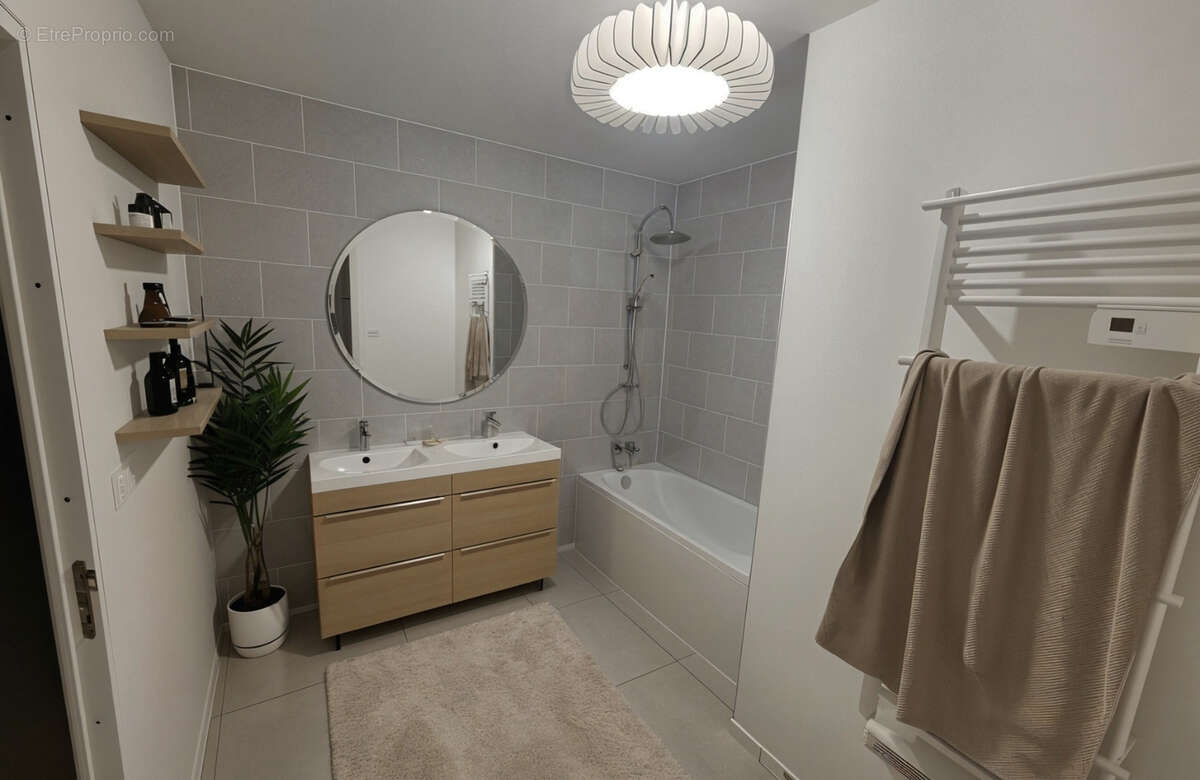 Appartement à PERTUIS