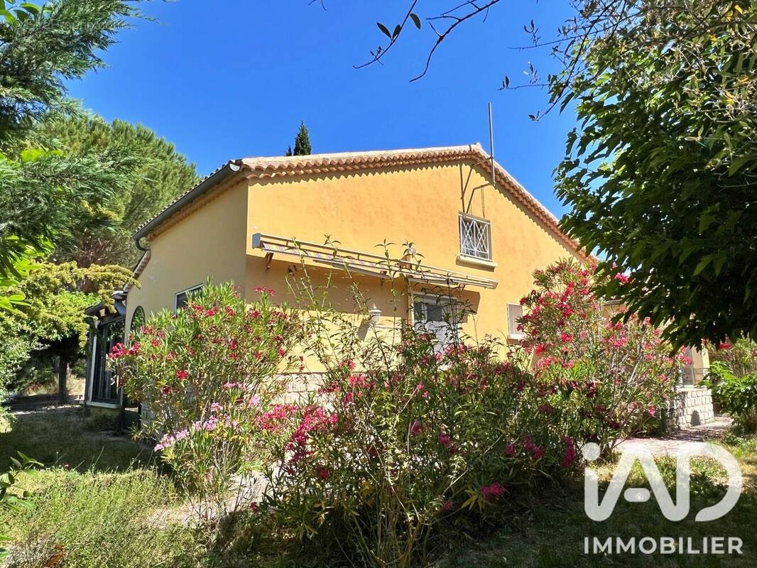 Photo 1 - Maison à BUIS-LES-BARONNIES