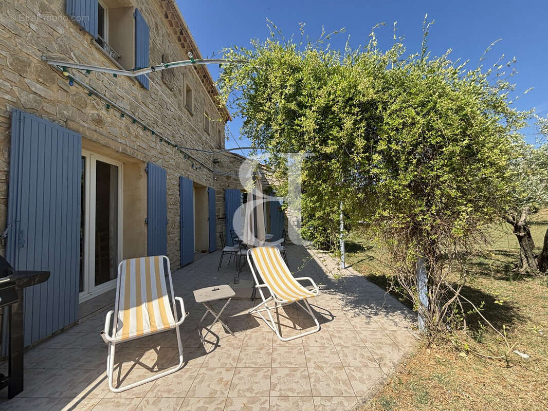Maison à VAISON-LA-ROMAINE