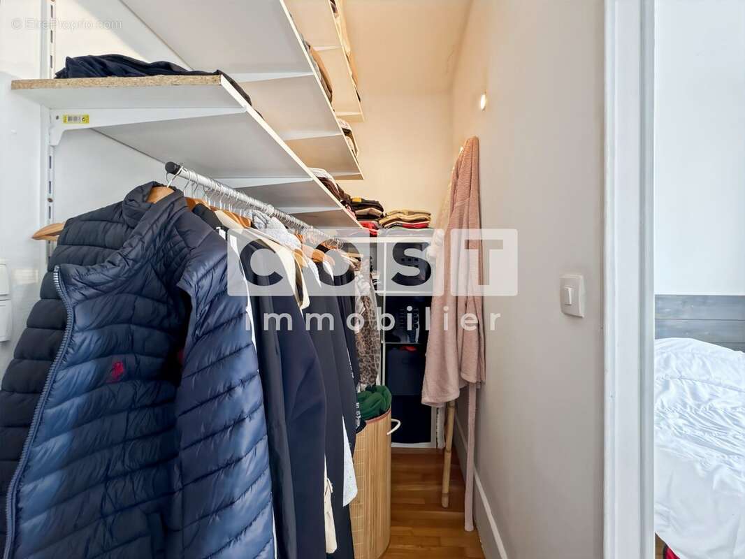 Appartement à CLICHY