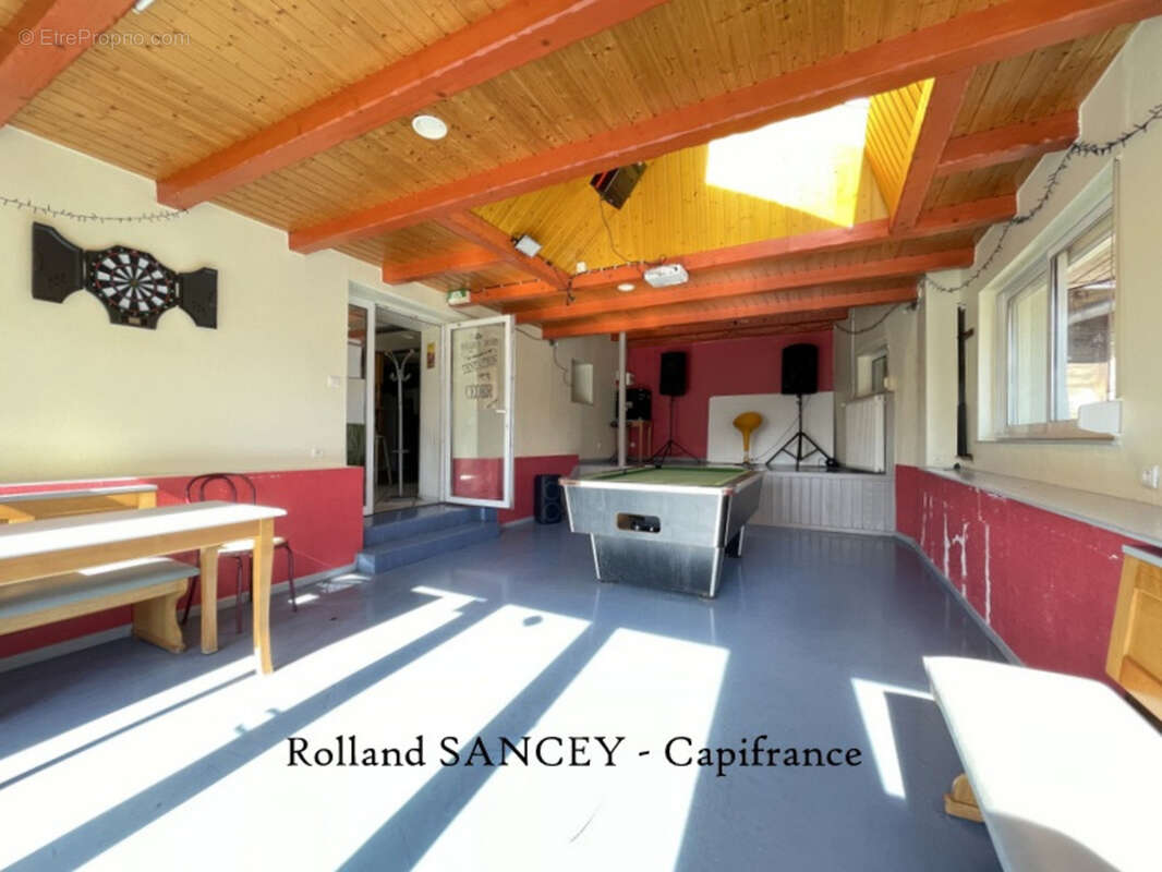 Maison avec commerce à vendre 10 pièces MONTECHEROUX (25) - photo 4