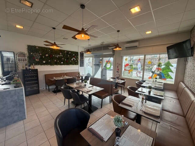 Commerce à PORTES-LES-VALENCE