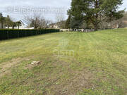 Terrain à CRAVANT-LES-COTEAUX