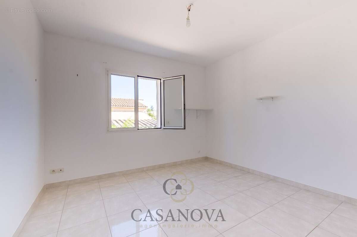 Maison à SAINT-GEORGES-D'ORQUES