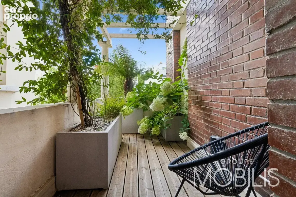 NEUILLY-SUR-SEINE - DUPLEX- 236m2-8 Pièces-5 Chambres- Jardin -3 Terrasses- Balcon - photo 18