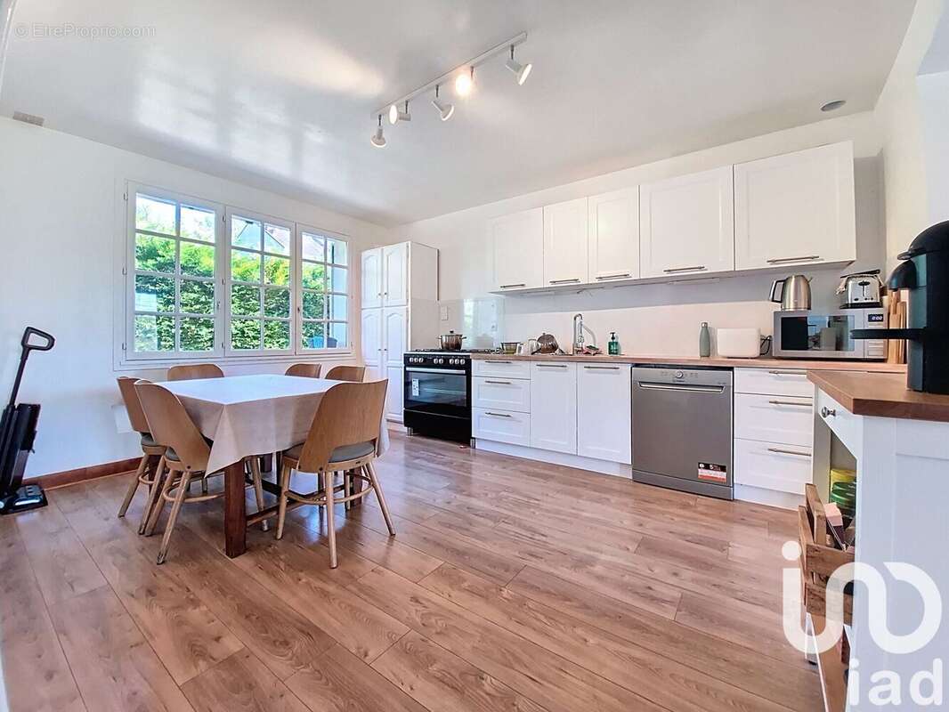 Photo 3 - Maison à SAINT-MAURICE-SUR-AVEYRON