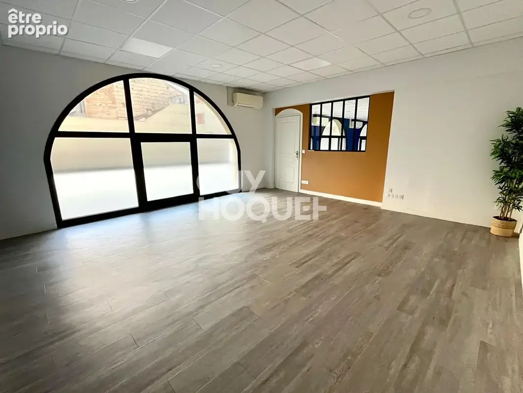 Local commercial Agen  centre ,170 m2 avec 3 entrées indépendantes - photo 2