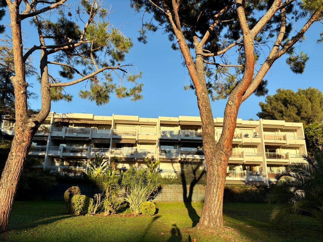 Appartement à LE CANNET