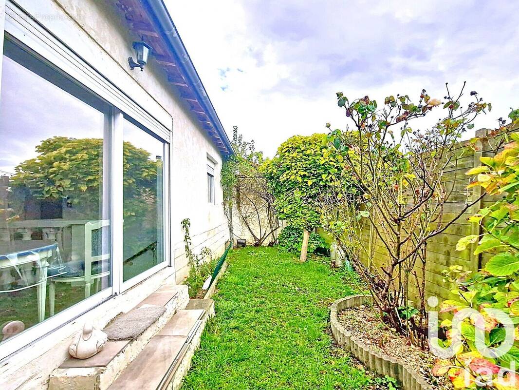 Photo 1 - Maison à CLAMART