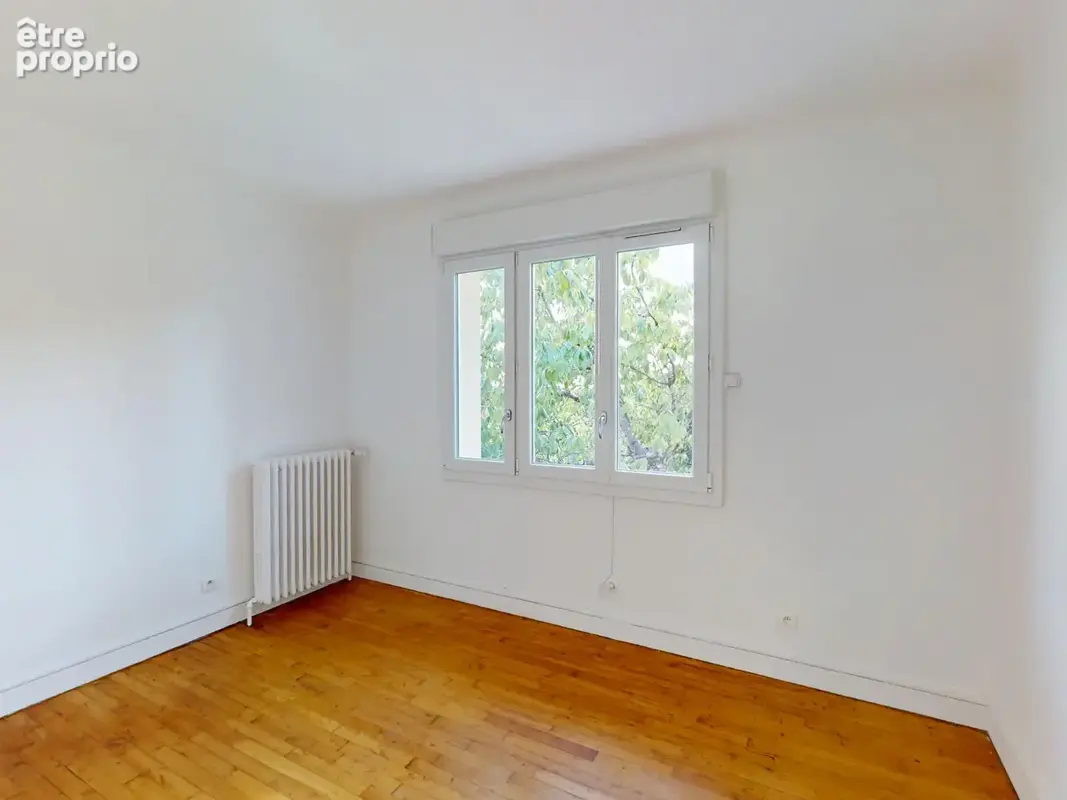 GAGNY, maison familiale de 130m², 9 pièces - photo 6