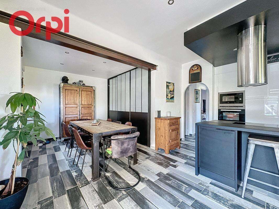 Maison à SAINT-MANDRIER-SUR-MER