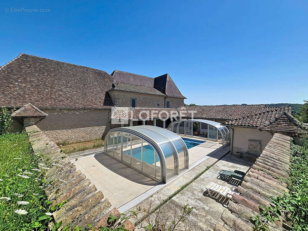 Demeure béarnaise avec piscine entre Salies de Béarn et Orthez 8 pièces 290m² - photo 4