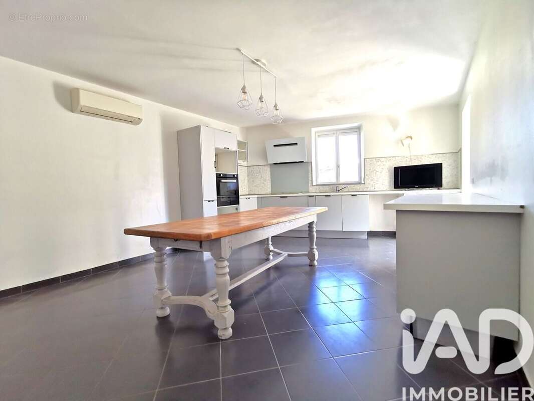 Photo 6 - Maison à VILLIERS-SUR-MORIN