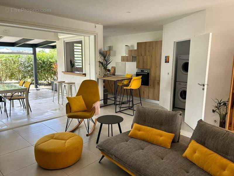 Deux villas et piscines au HELLEUX, SAINTE ANNE (971) - photo 5