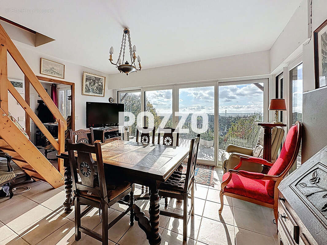 Maison à SAINT-JEAN-LE-THOMAS