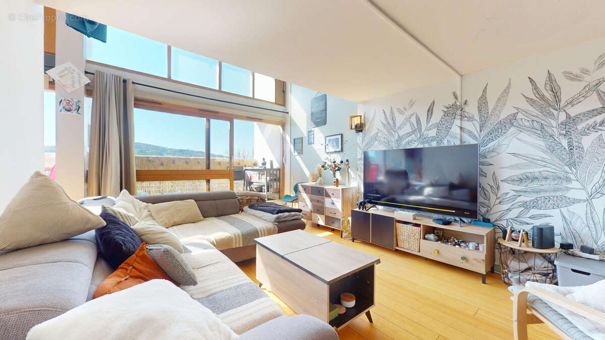 Appartement à FIRMINY