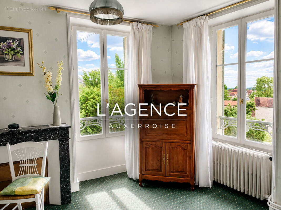 Maison proche Chablis 4 pièces avec grandes dépendances - photo 8