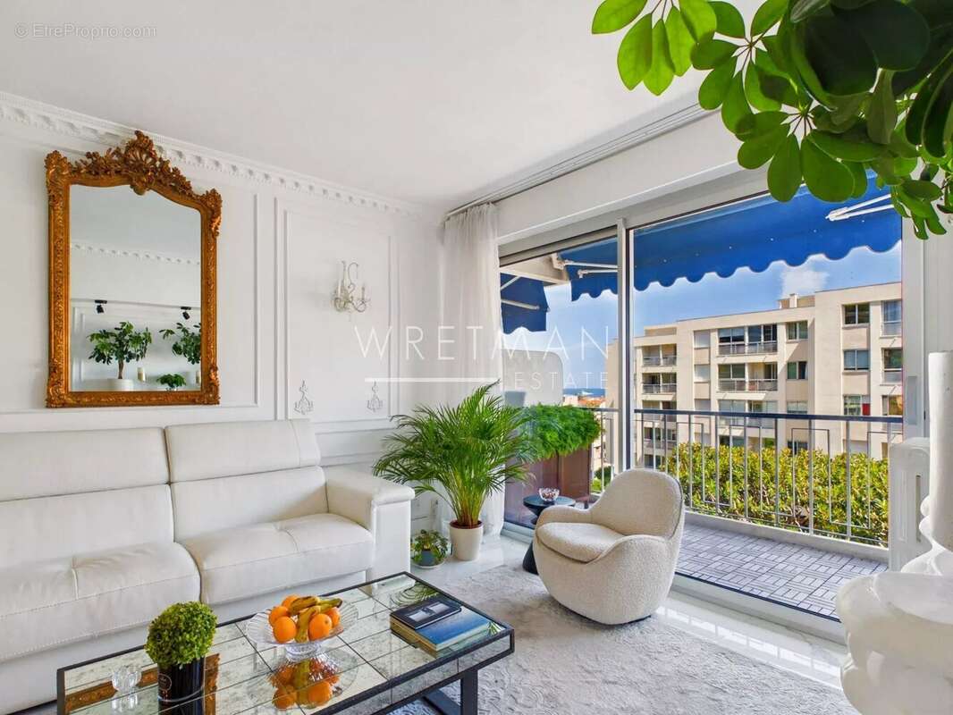Appartement Lumineux avec Vue Mer, Centre-Ville de Beaulieu-sur-Mer - photo 2