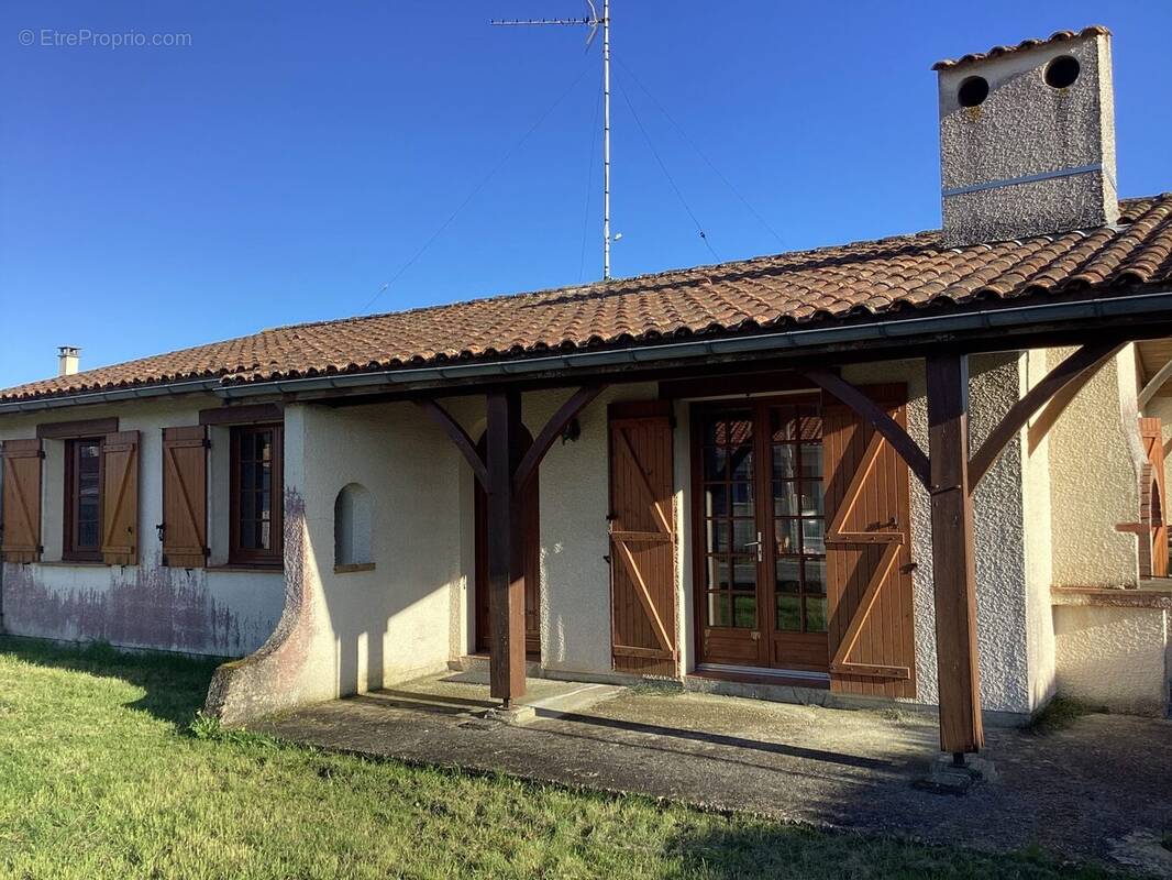 FACADE - Maison à LE VERDON-SUR-MER