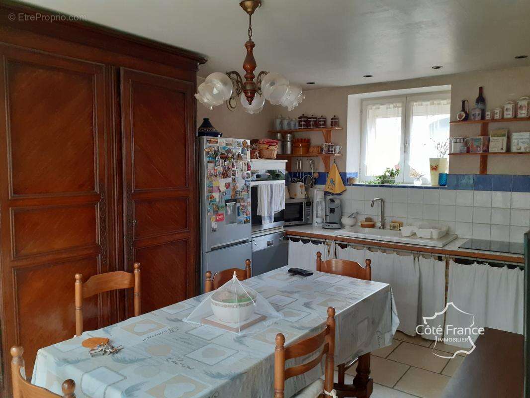 Maison à AUBEPIERRE-SUR-AUBE