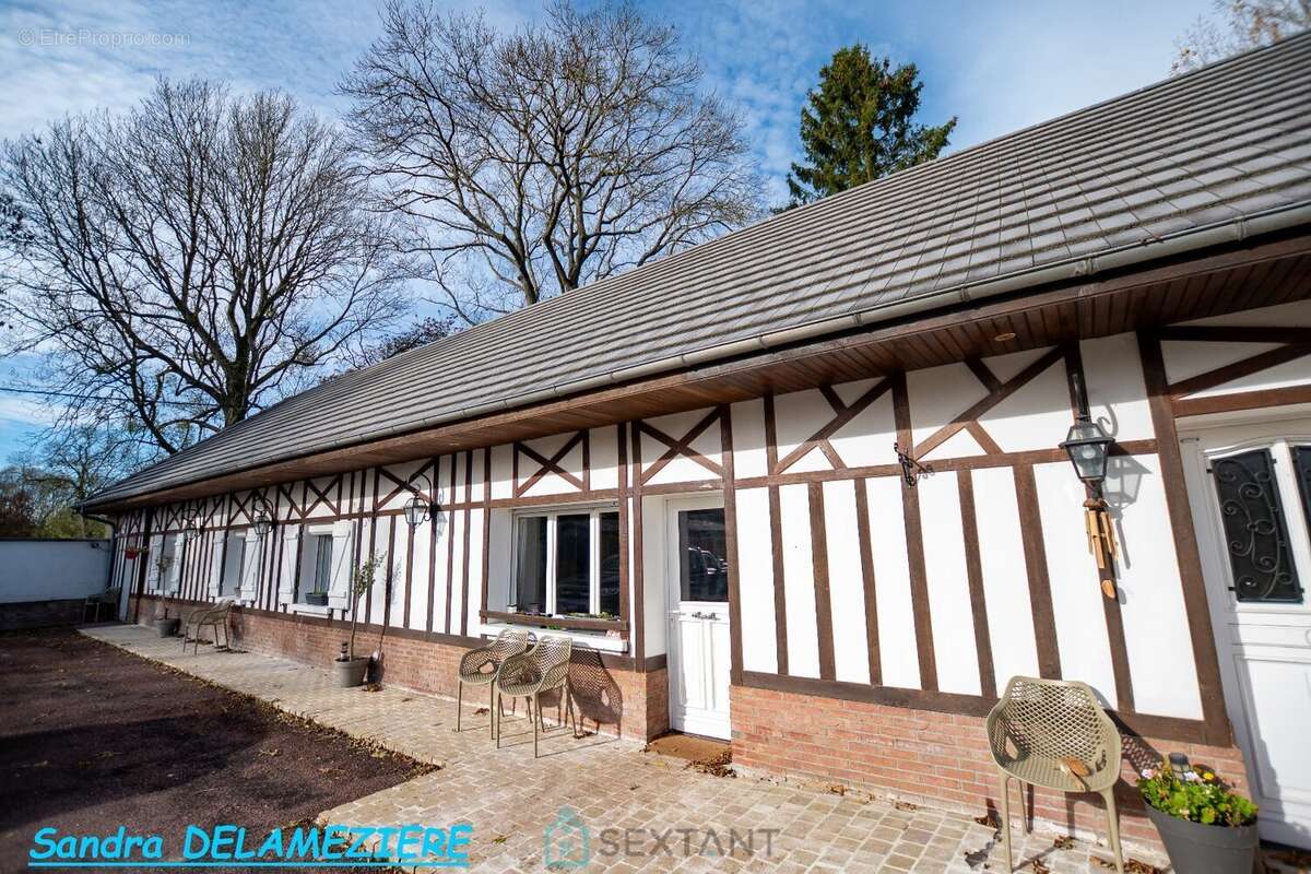 Maison à POIX-DE-PICARDIE
