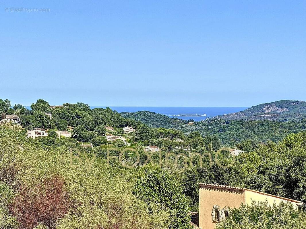 Maison à LES ADRETS-DE-L'ESTEREL