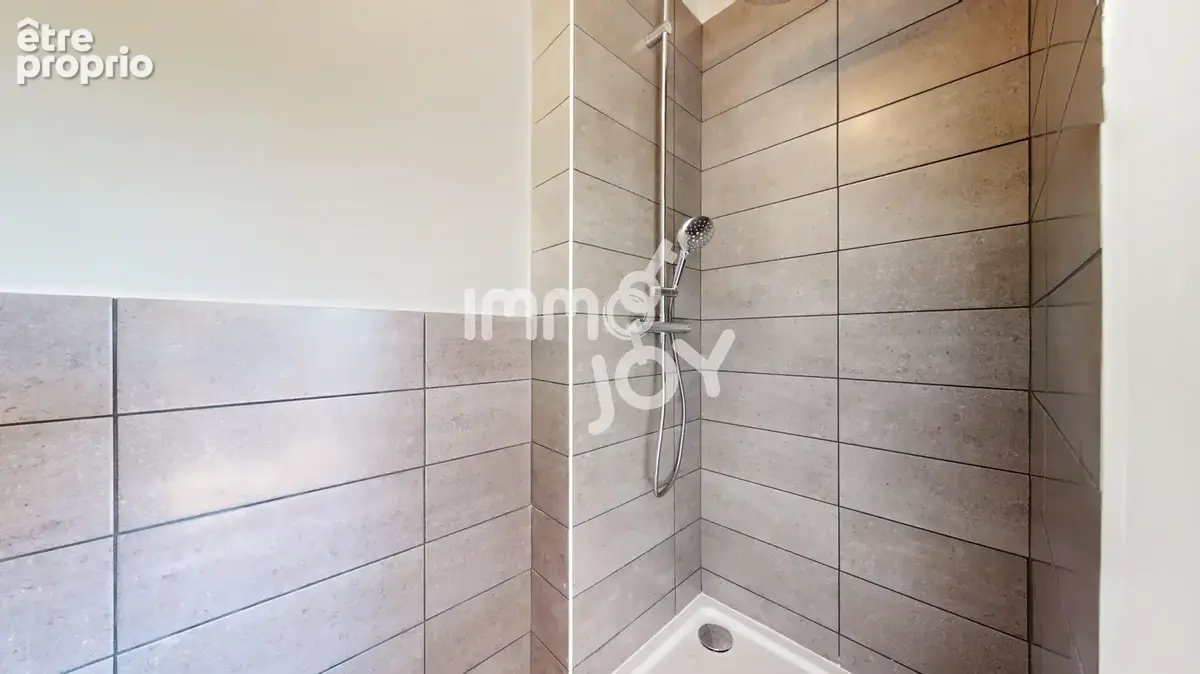 Maison 4 faces traditionnelle rénovée - 4 chambres - 396m2 de terrain - photo 17