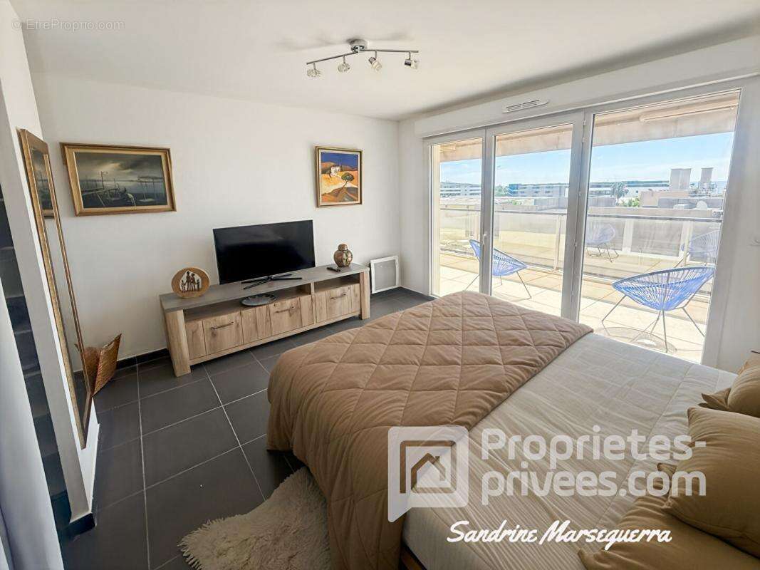 Appartement à VILLENEUVE-LOUBET