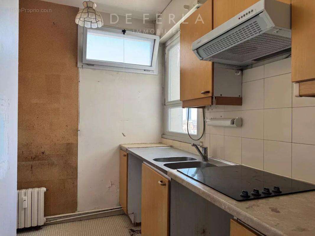 Appartement à PARIS-14E