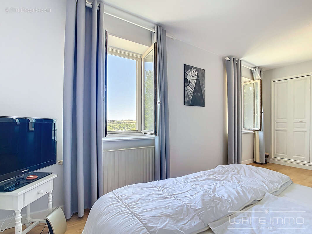 'sous l'olivier' - vente en exclusivite, chaponost, maison ancienne 171 m2, terrain 768 m2, piscine, dependanc - photo 15