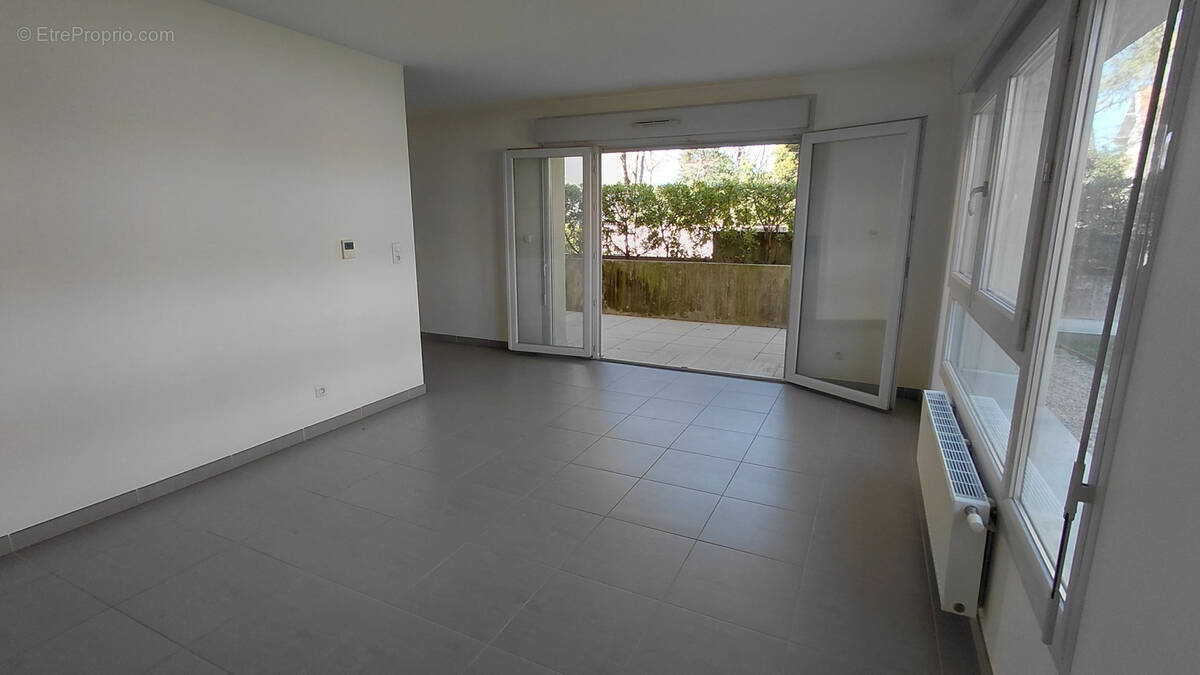 Appartement à MONTELIMAR
