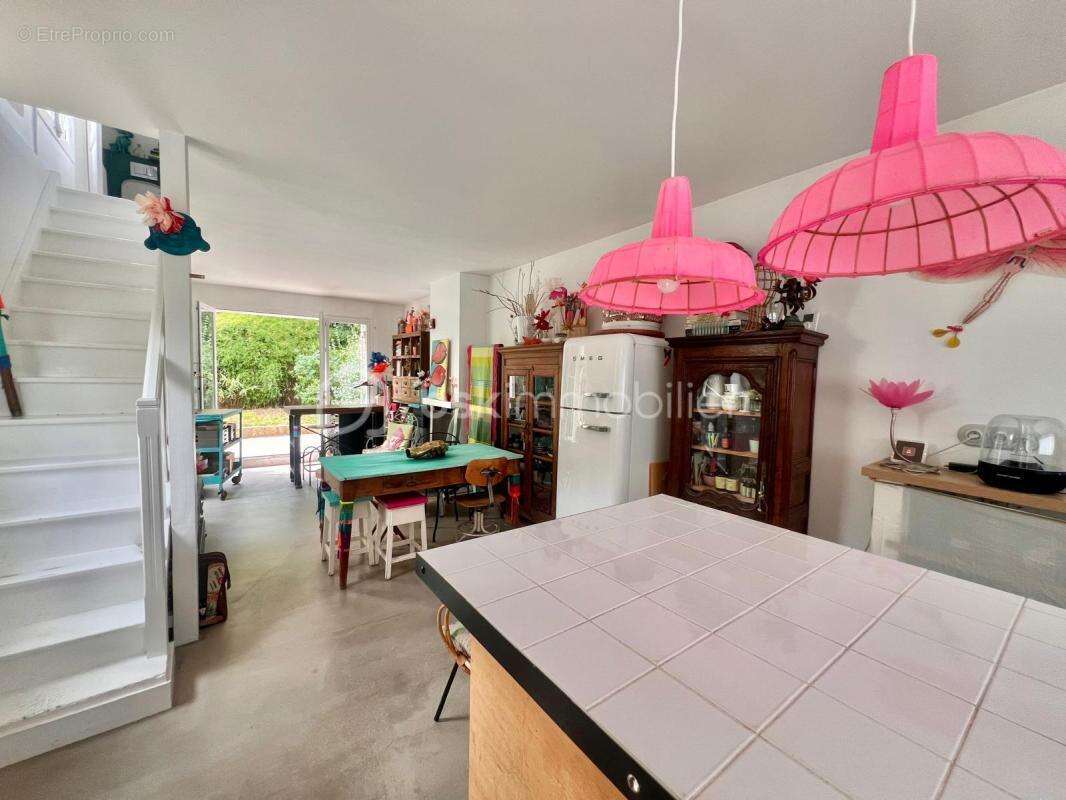 Maison de 70 m2 avec jardin - VAUCRESSON - photo 3