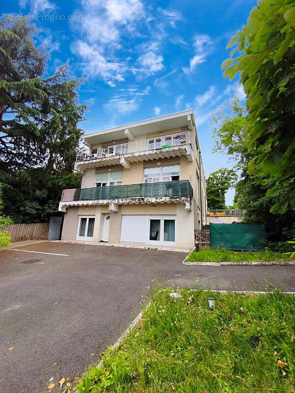 Appartement à EPINAY-SUR-ORGE