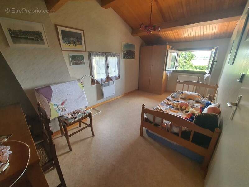 Maison à CHATEAUNEUF-SUR-ISERE