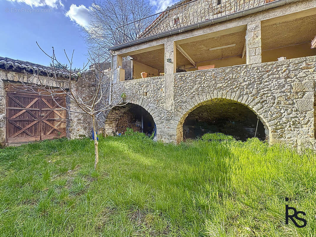 Maison à JOANNAS