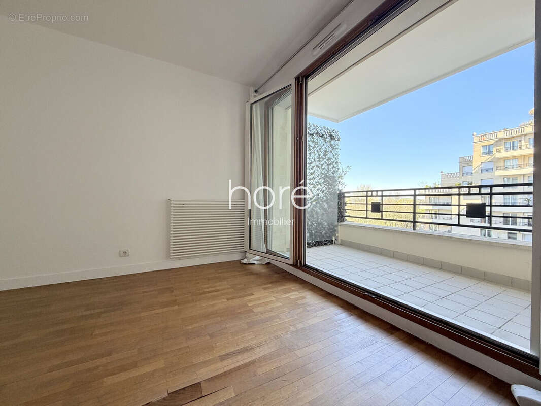 Appartement à LEVALLOIS-PERRET