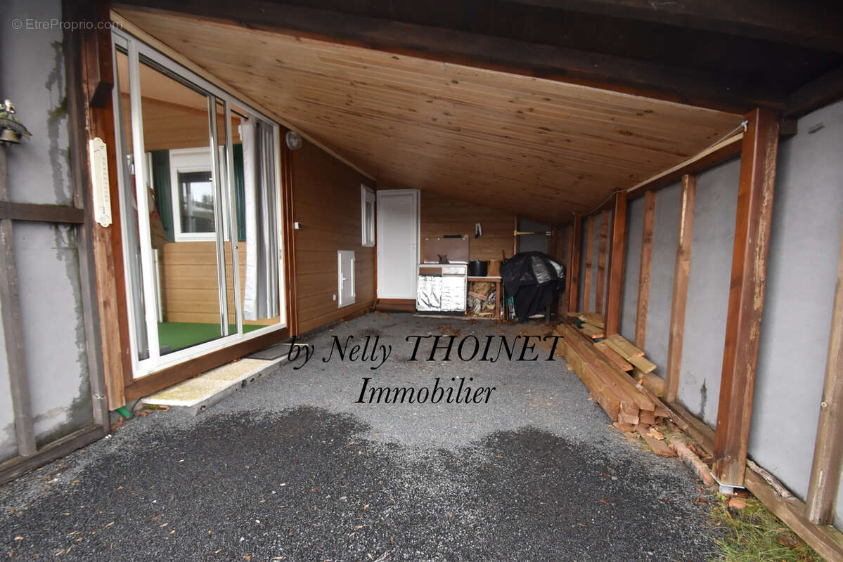 Maison à BESSE-ET-SAINT-ANASTAISE