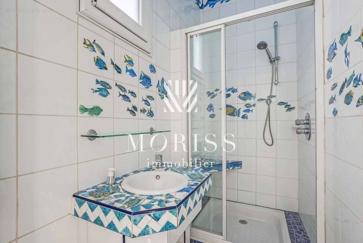 Appartement à PARIS-9E