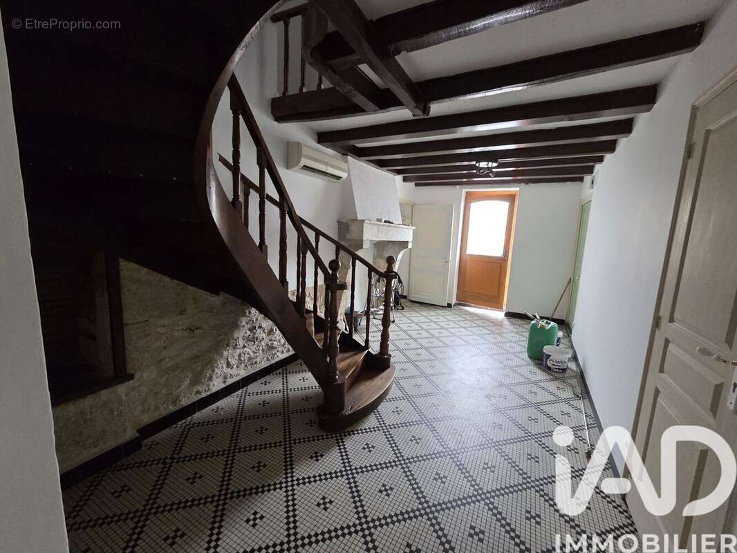 Maison 250 m² à Saussignac  - photo 7