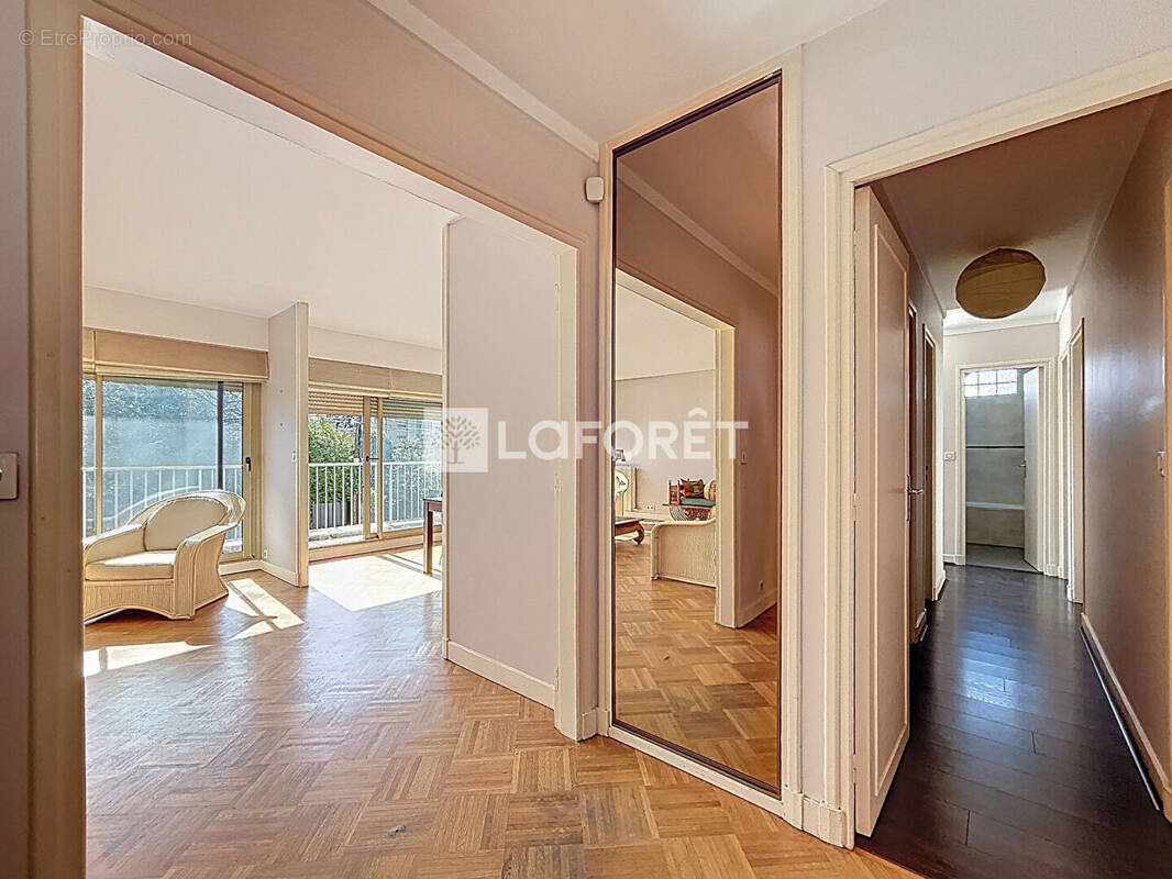 Appartement à LE VESINET