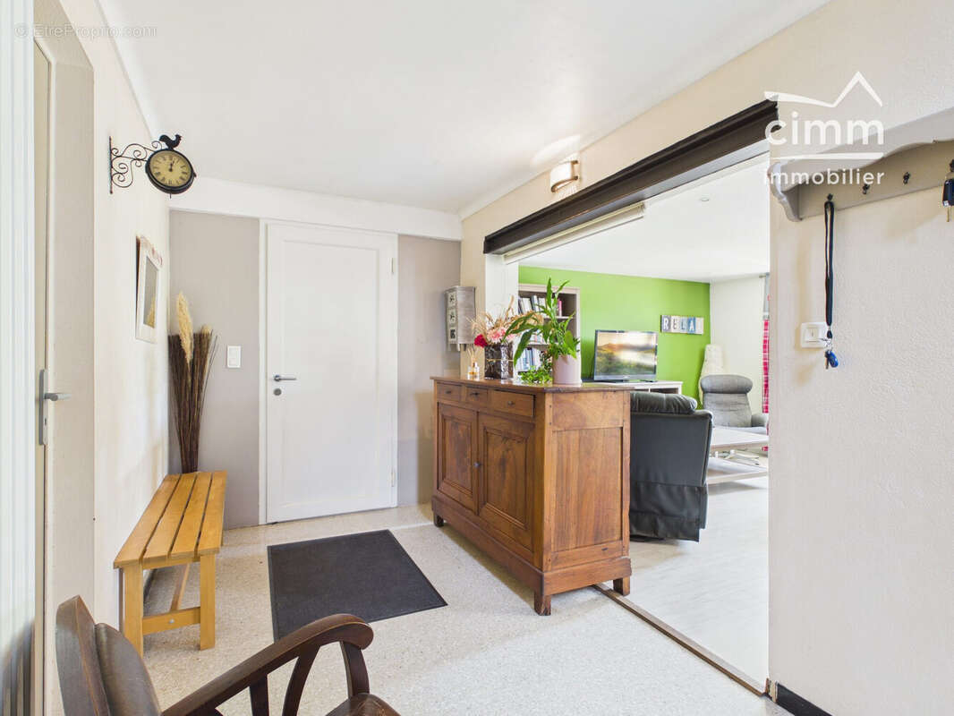Maison 128 m² à Notre-Dame-De-L'osier  - photo 6