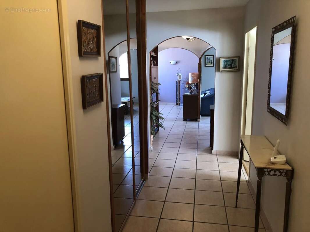 Appartement à ECHIROLLES