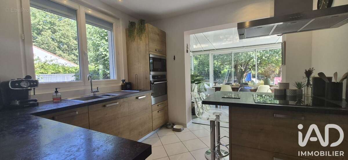 Maison 115 m² à Le Pian-Medoc  - photo 5