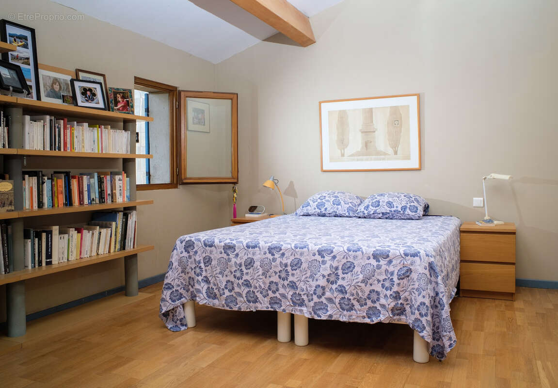 Maison à SAINT-QUENTIN-LA-POTERIE